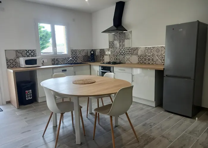 Maison 2 Ch Confortable Saint-Montan